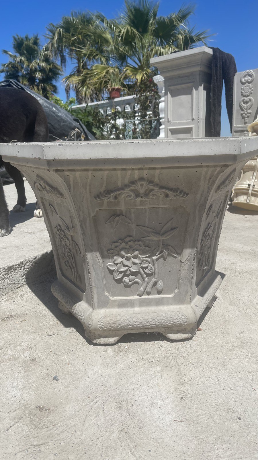 Detalle de macetero ornamental